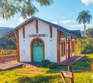Estação Ferroviaria, Lobo Leite