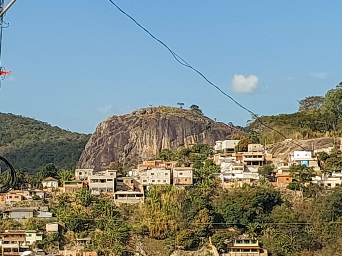 Pedra Branca - Caeté