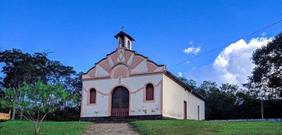 Capela de Bichinho - Prados